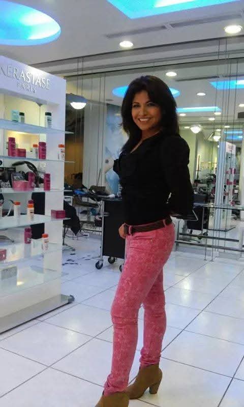 Martha Hernández en el salón de belleza