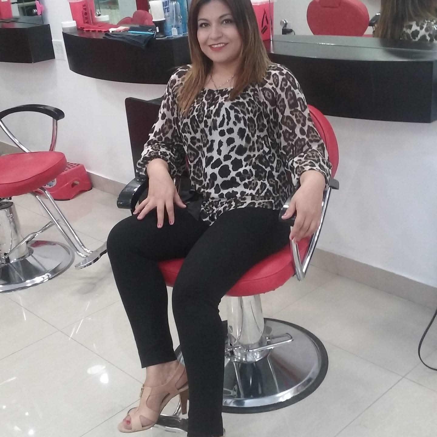 Martha Hernández en el salón